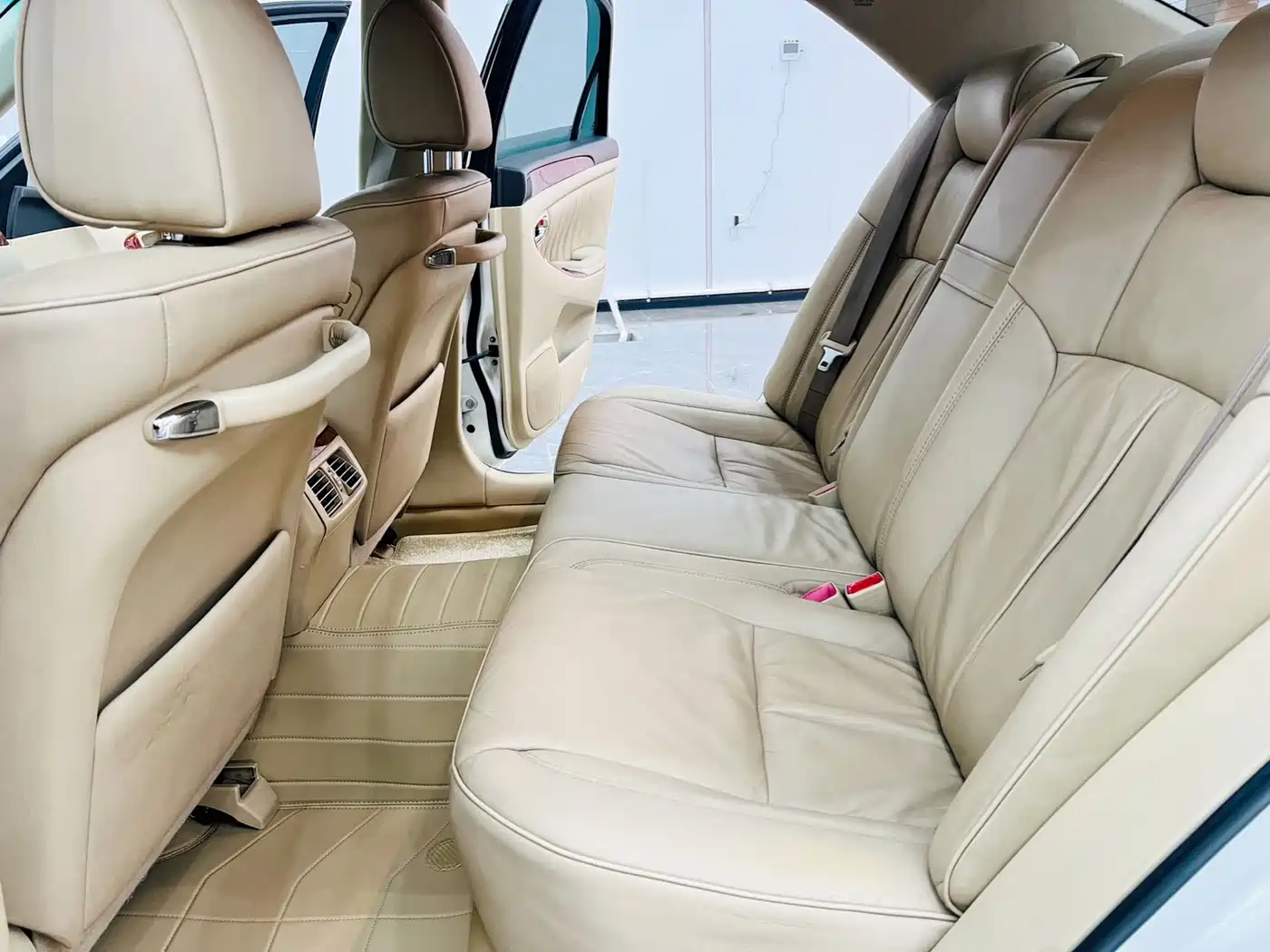 Toyota Crown 2005 Model 3.0L Royal фото 8