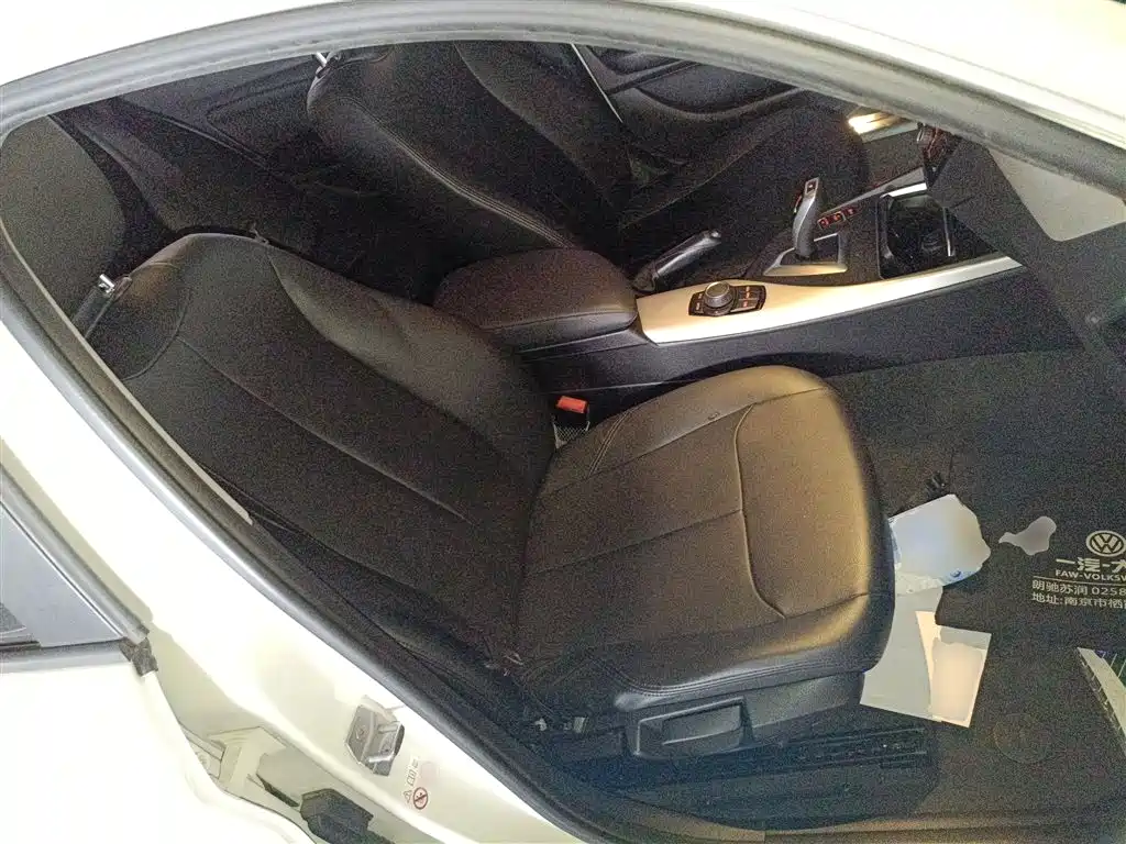 BMW 1 Series (Import) 2018 118i Leading фото 20