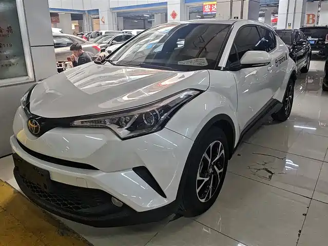 TOYOTA C HR