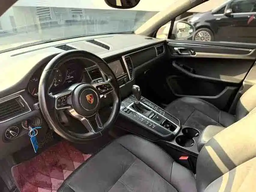Porsche Macan 2014 Macan 2.0T фото 7