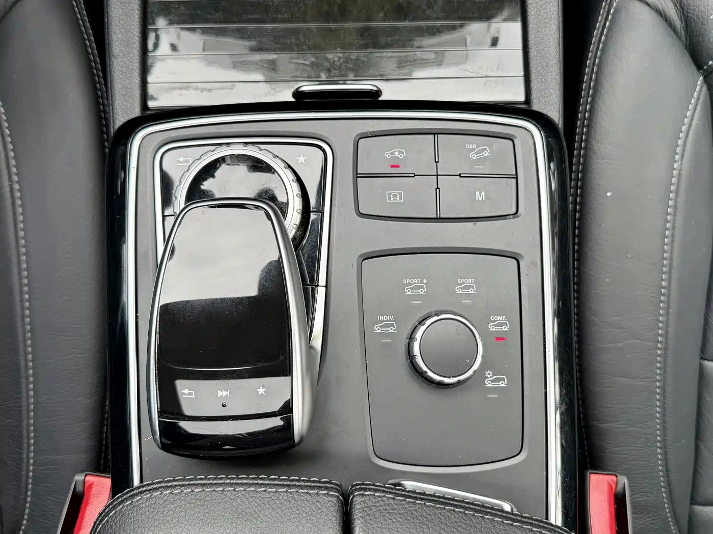 Mercedes-Benz GLE AMG 2017 AMG GLE 43 4MATIC фото 19