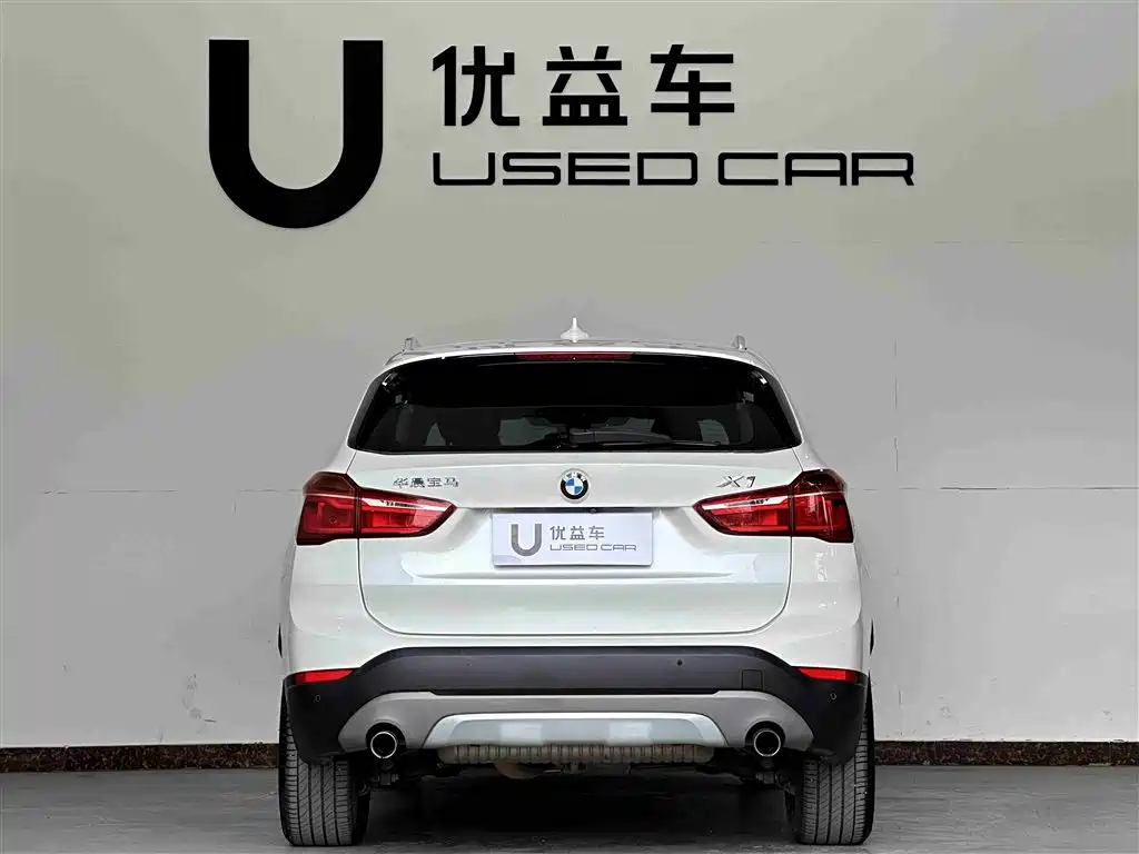 BMW X1 2018 xDrive20Li Premium Model фото 9