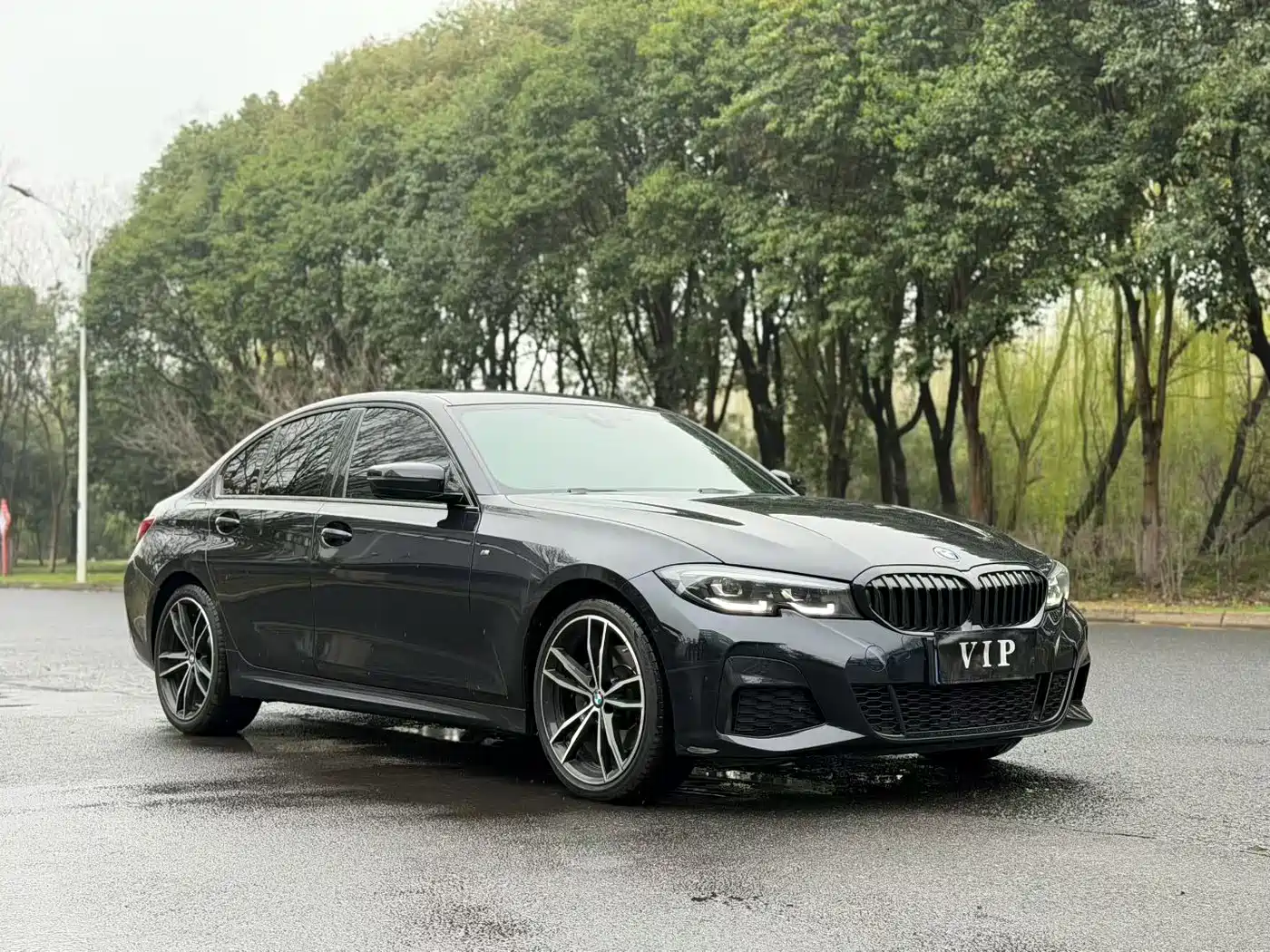 BMW 3 Series 2022 330i M Sport Shadow Edition фото 3