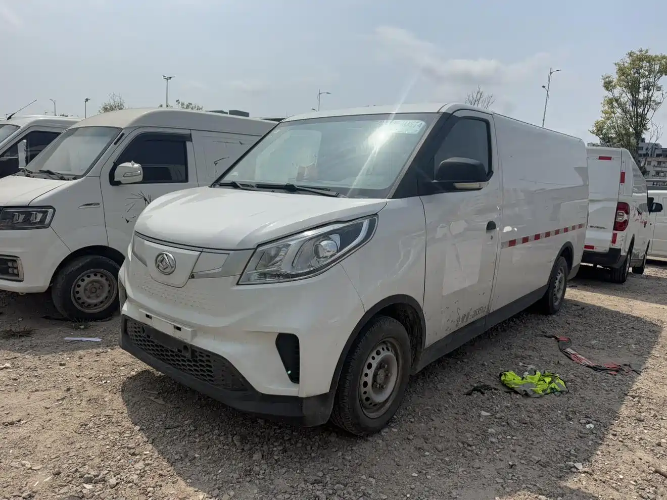 SAIC MAXUS CHASE EV30