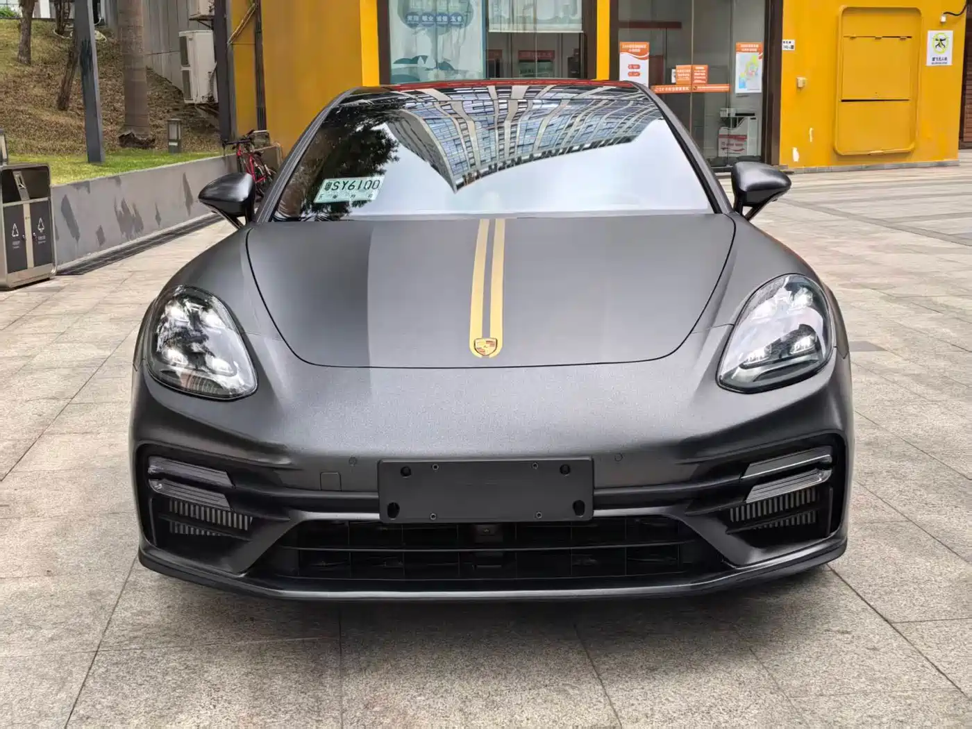 Porsche Panamera New Energy 2023 Panamera Turbo S E-Hybrid Executive Long Wheelbase 4.0T фото 2