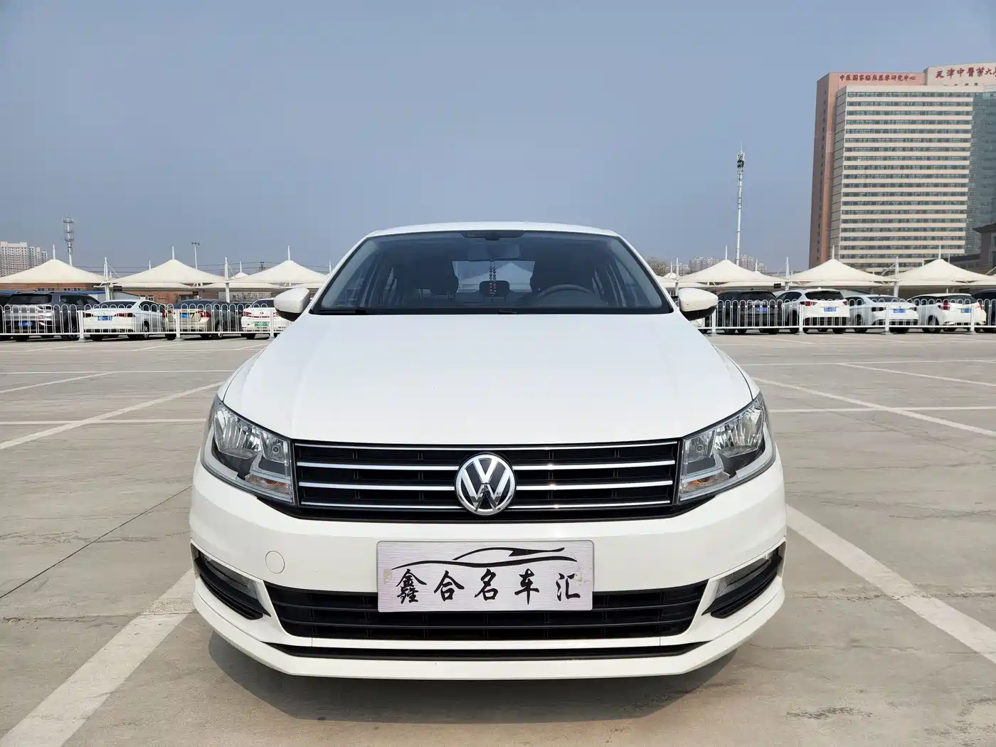 Volkswagen Santana 2016 1.6L Automatic Comfort Edition фото 2