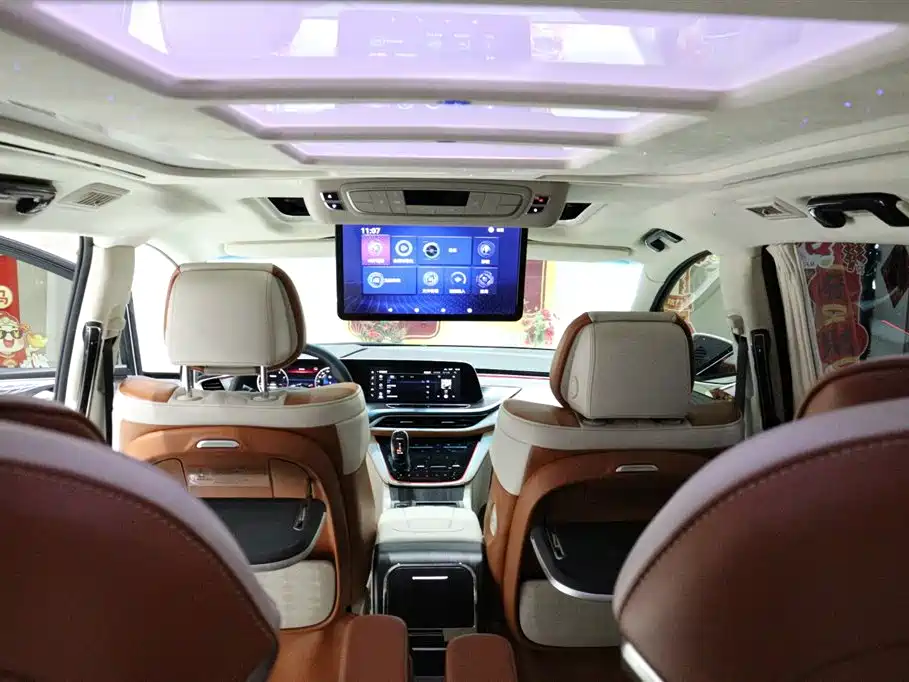 Buick GL8 2021 ES Landlord 653T Premium фото 13