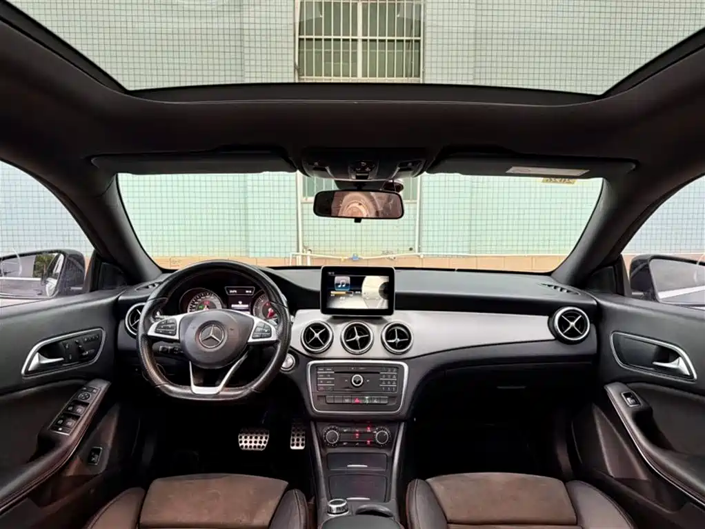 Mercedes-Benz CLA (Import) 2016 CLA 220 4MATIC фото 8