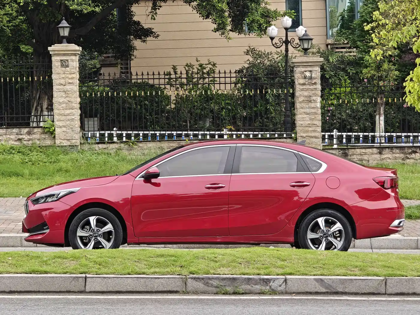 Kia K3 2019 1.5L CVT Smart Connect Edition фото 5