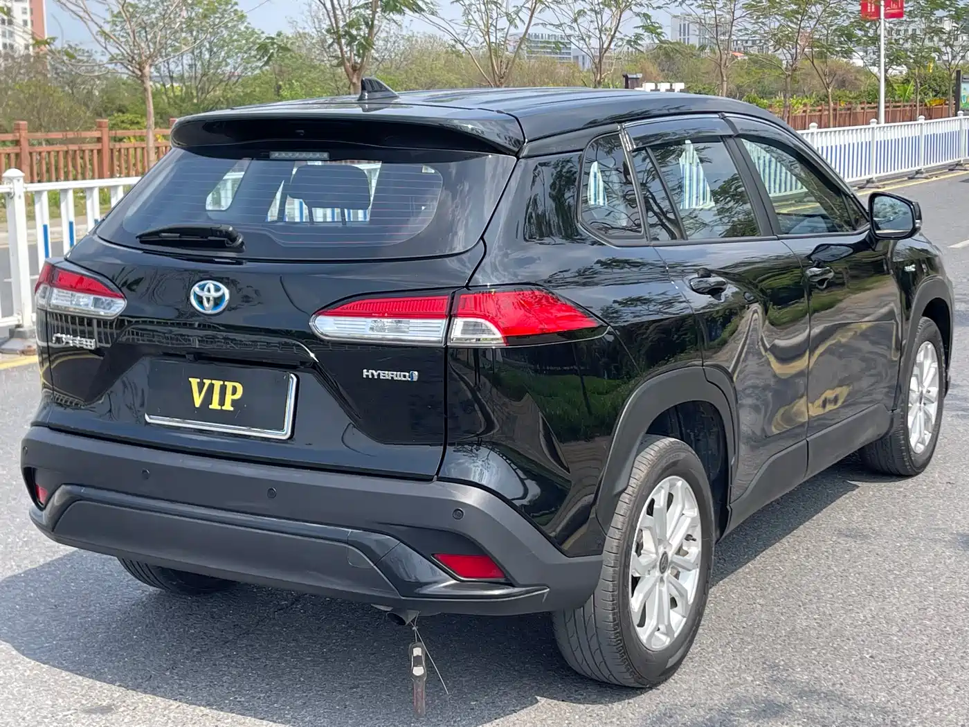 Toyota Frontlander 2024 2.0L Smart Hybrid Dual Engine Leading Edition фото 6