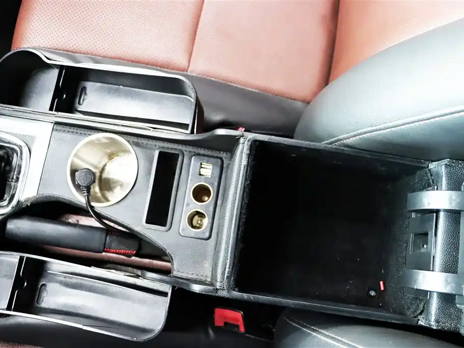 BYD F3 2012 Energy-saving Edition 1.5L Manual Comfort фото 16