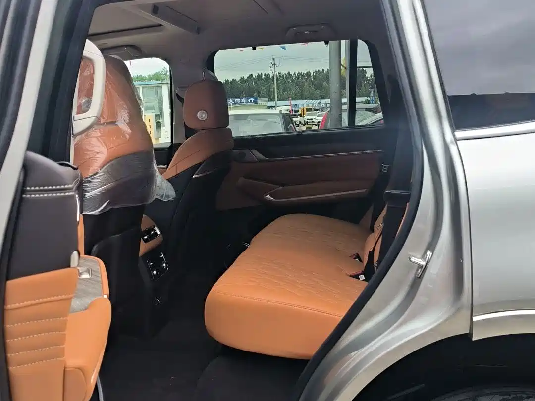 Tank 500 EV 2026 Hi4-Z Smart Edition фото 11