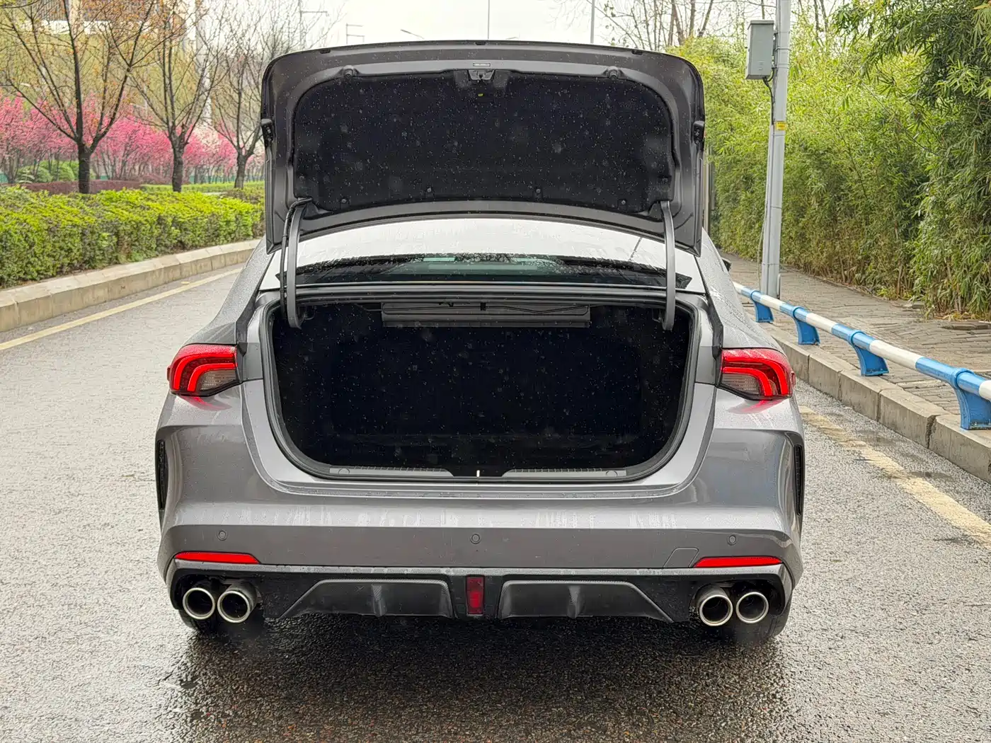 GAC Trumpchi Trumpchi Emkoo 2021 270T DCT J15 Edition фото 22