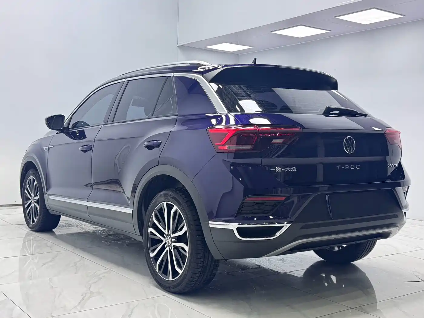 VOLKSWAGEN T ROC EXPLORING SONGS