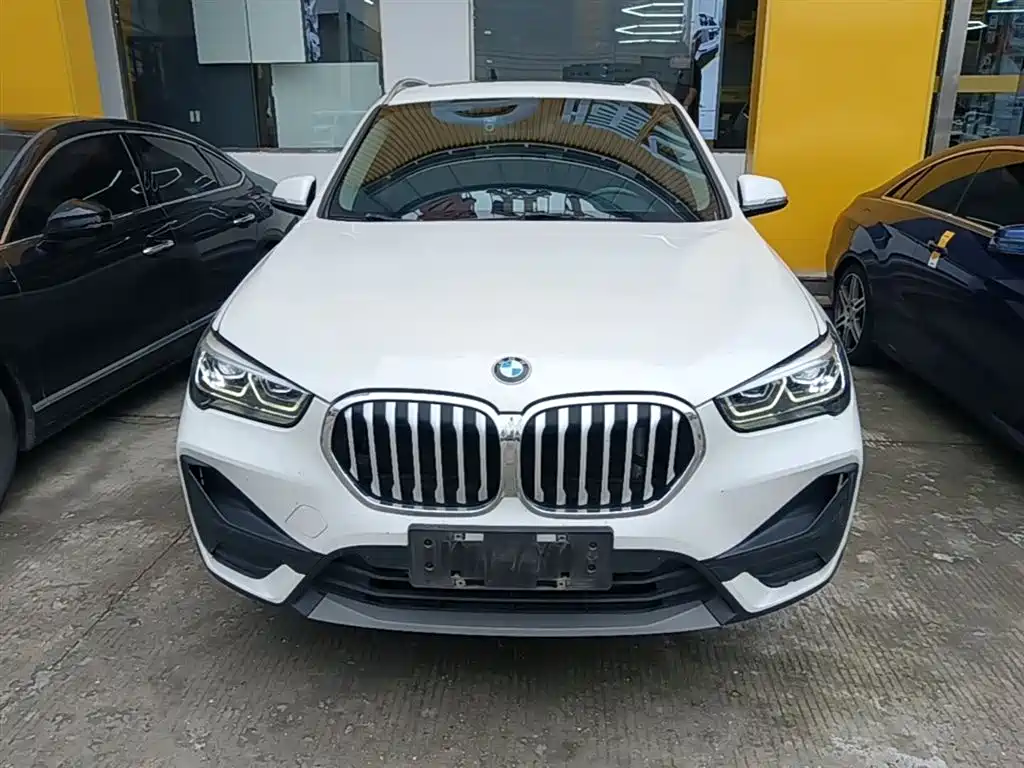 BMW X1 2021 Facelift sDrive25Li Leading фото 3
