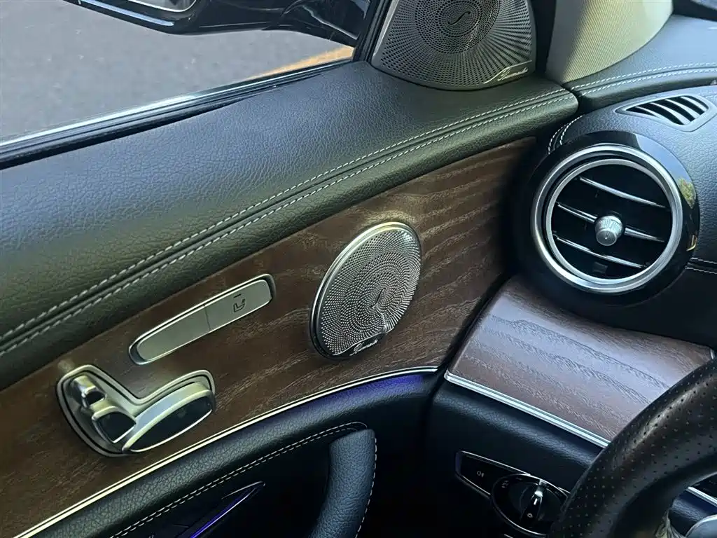 Mercedes-Benz E-Class 2018 E 200 L фото 13