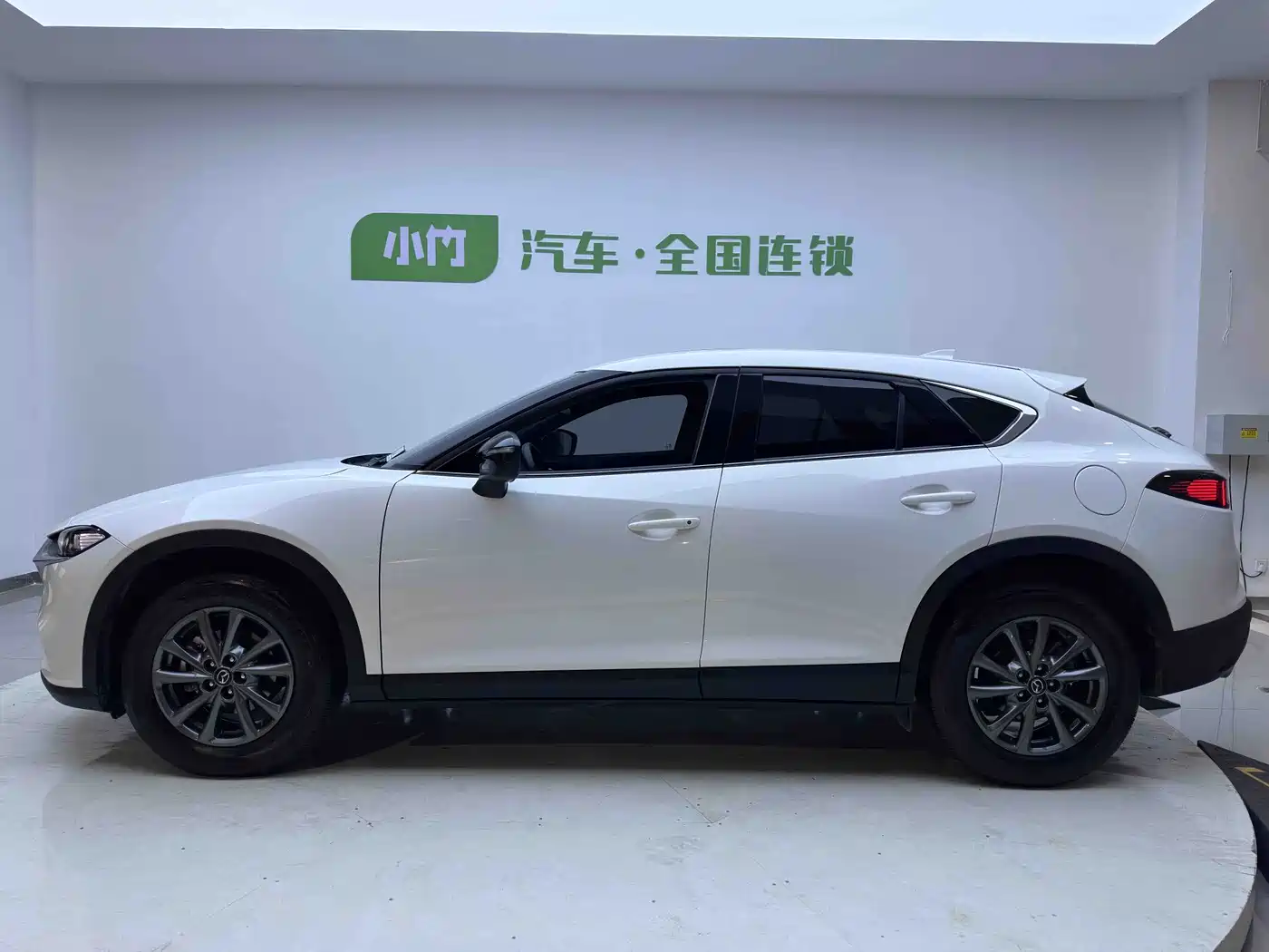 MAZDA CX-4