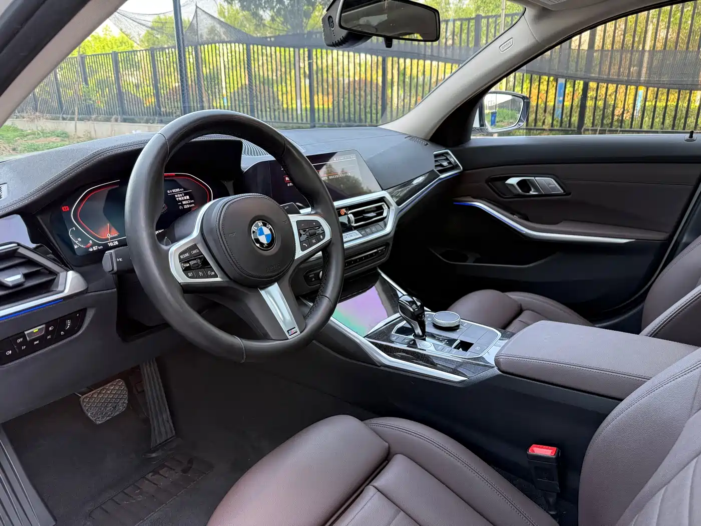 BMW 3 Series 2021 325Li M Sport Package фото 14