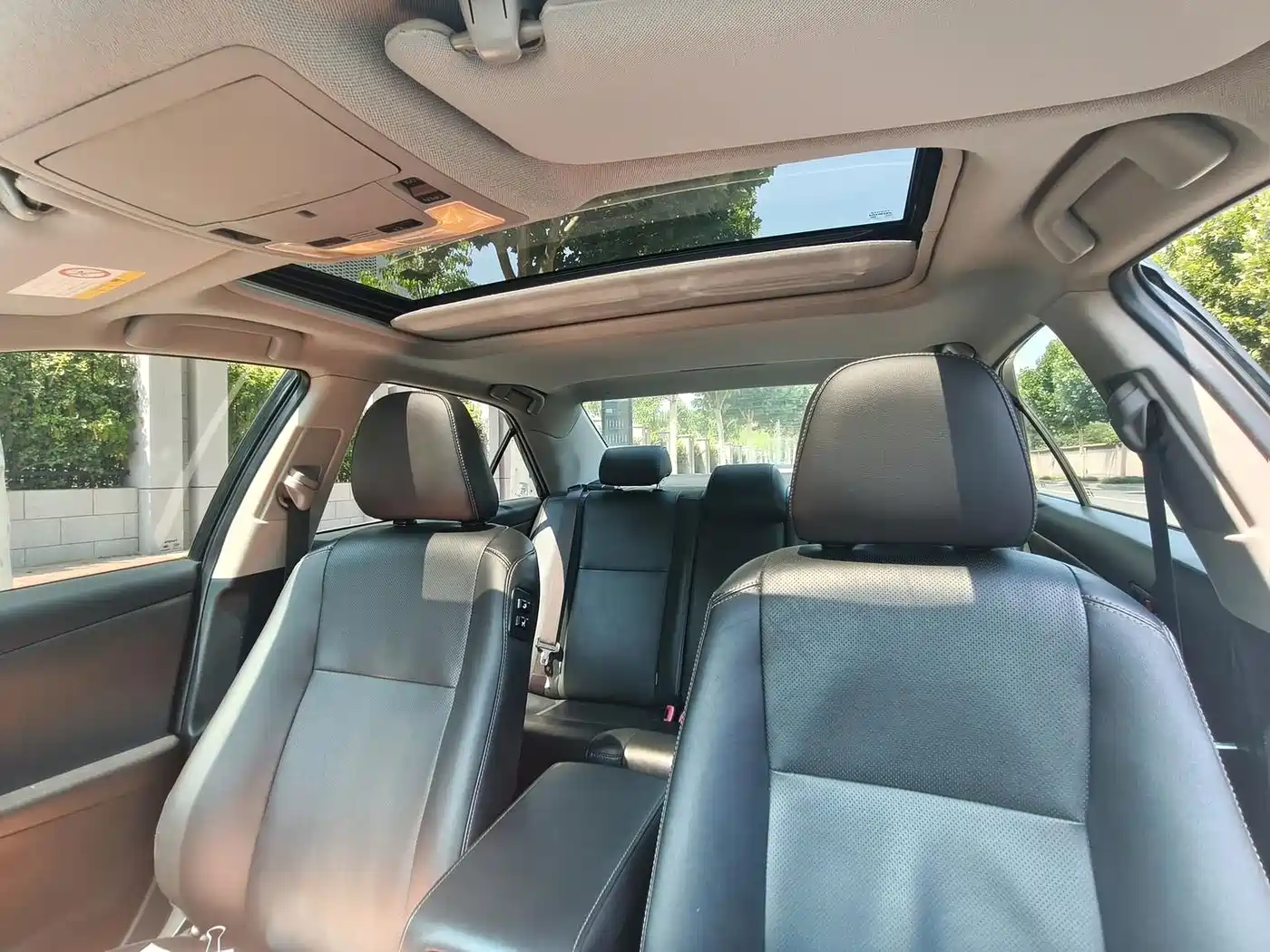Toyota Camry 2017 2016 2.0E 10th Anniversary Elite Edition