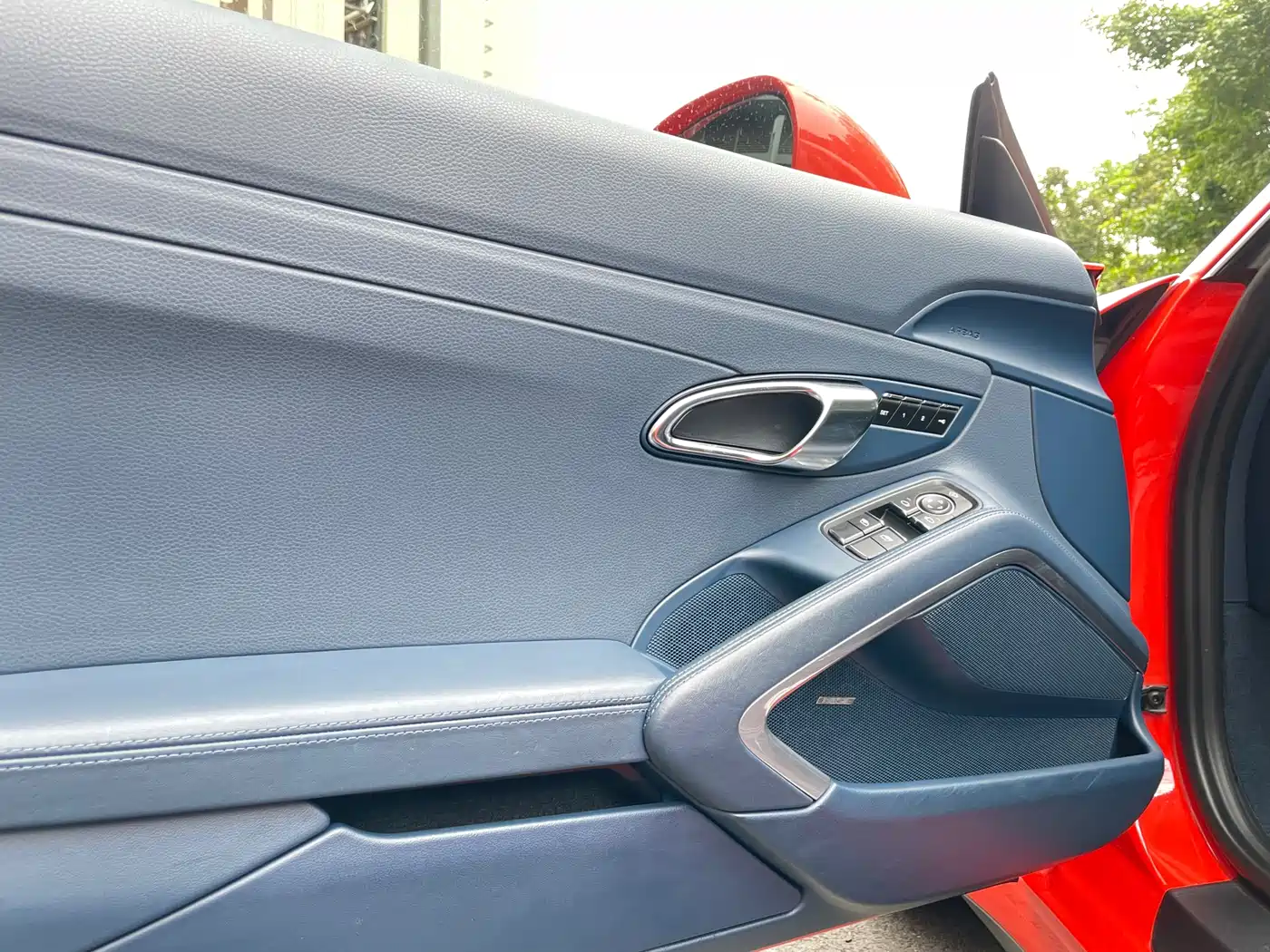 Porsche 911 2015 Carrera 4 3.4L Style Edition фото 16
