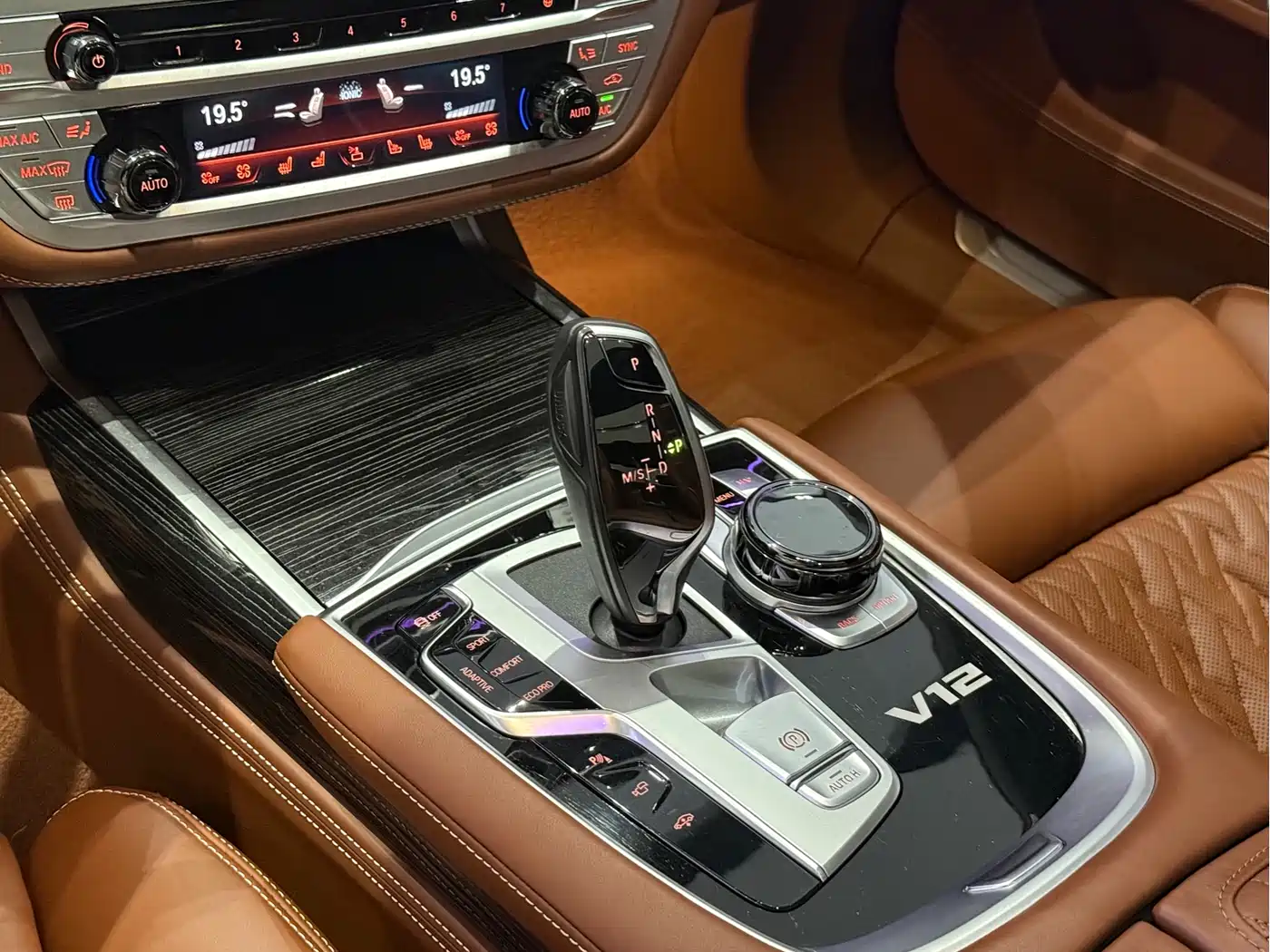 BMW 7 Series 2019 Facelift M760Li xDrive V12 Sport Package фото 9