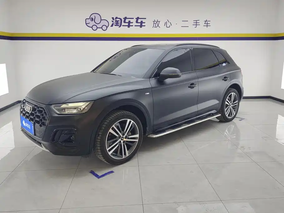 Фотография AUDI Q5L