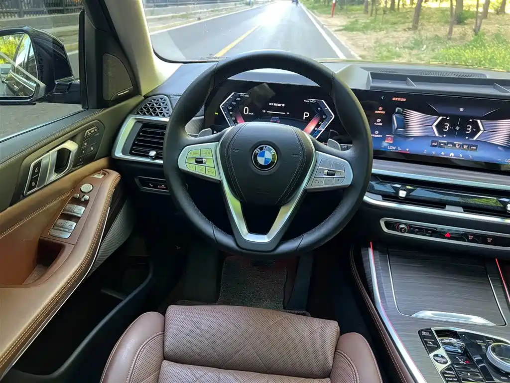 BMW X7 2023 xDrive40i Leading Luxury Package фото 11