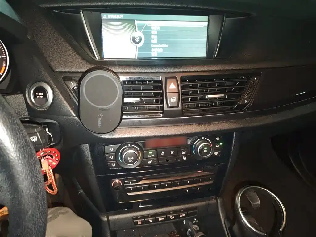 BMW X1 2015 Model xDrive20i Fashion Advanced Edition фото 6