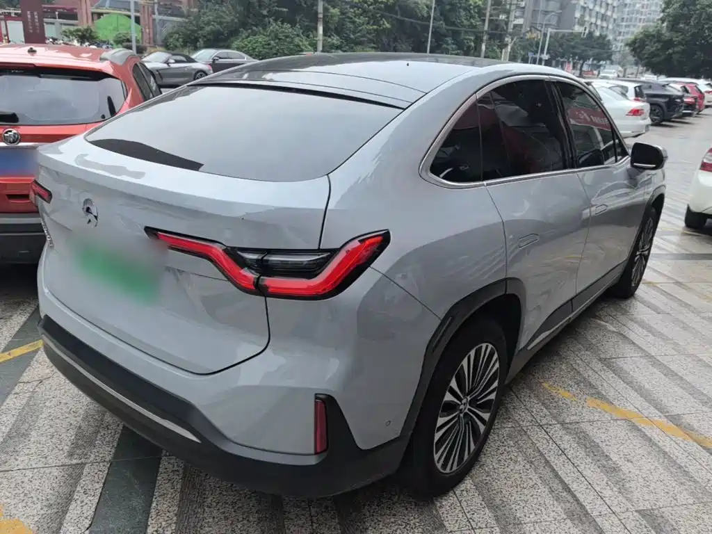 Фото 7 - NIO EC6