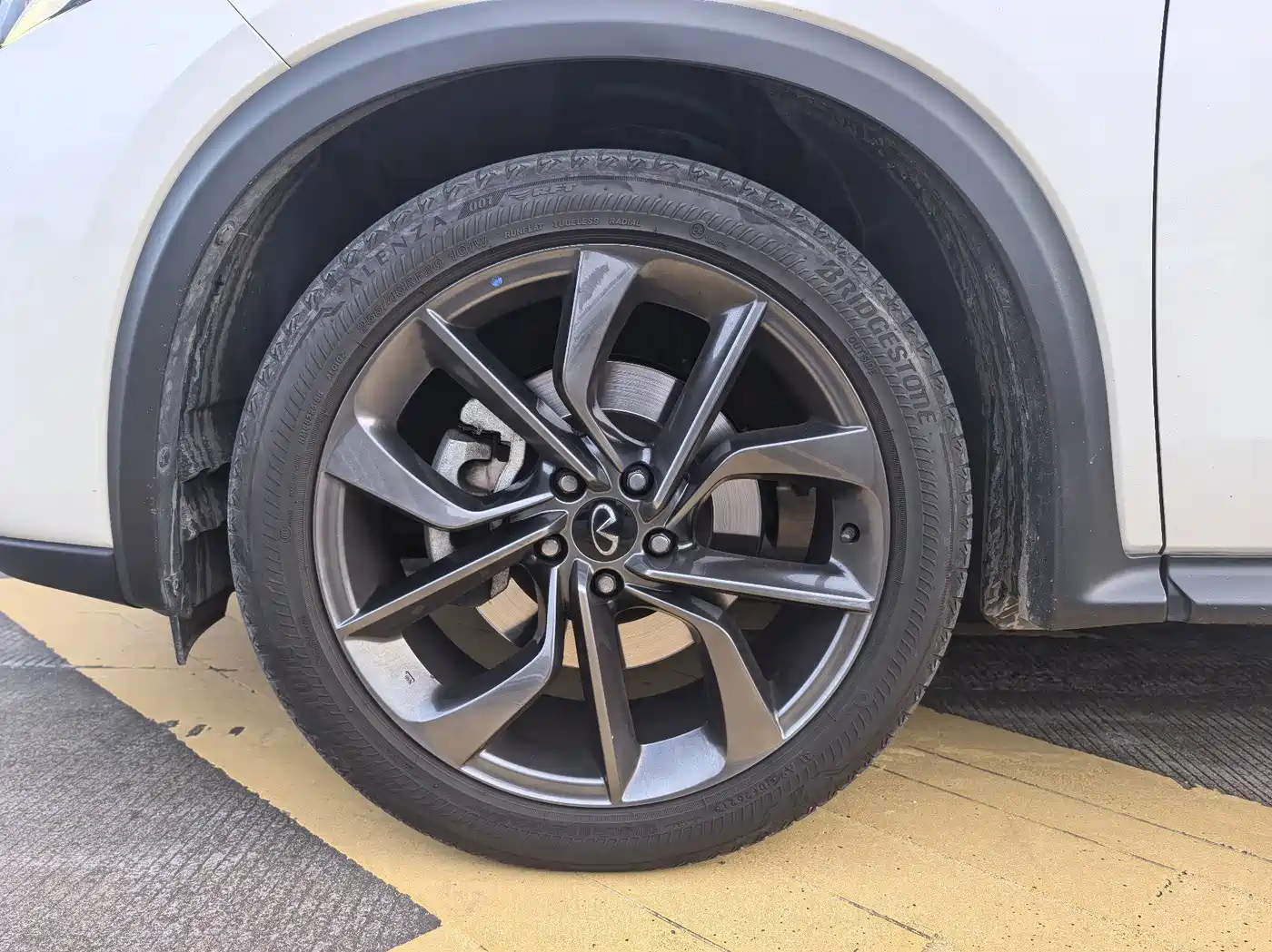 Фото 13 - Infiniti QX50