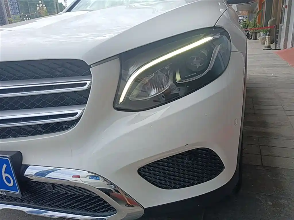 Mercedes-Benz GLC 2016 GLC 260 4MATIC Luxury фото 23