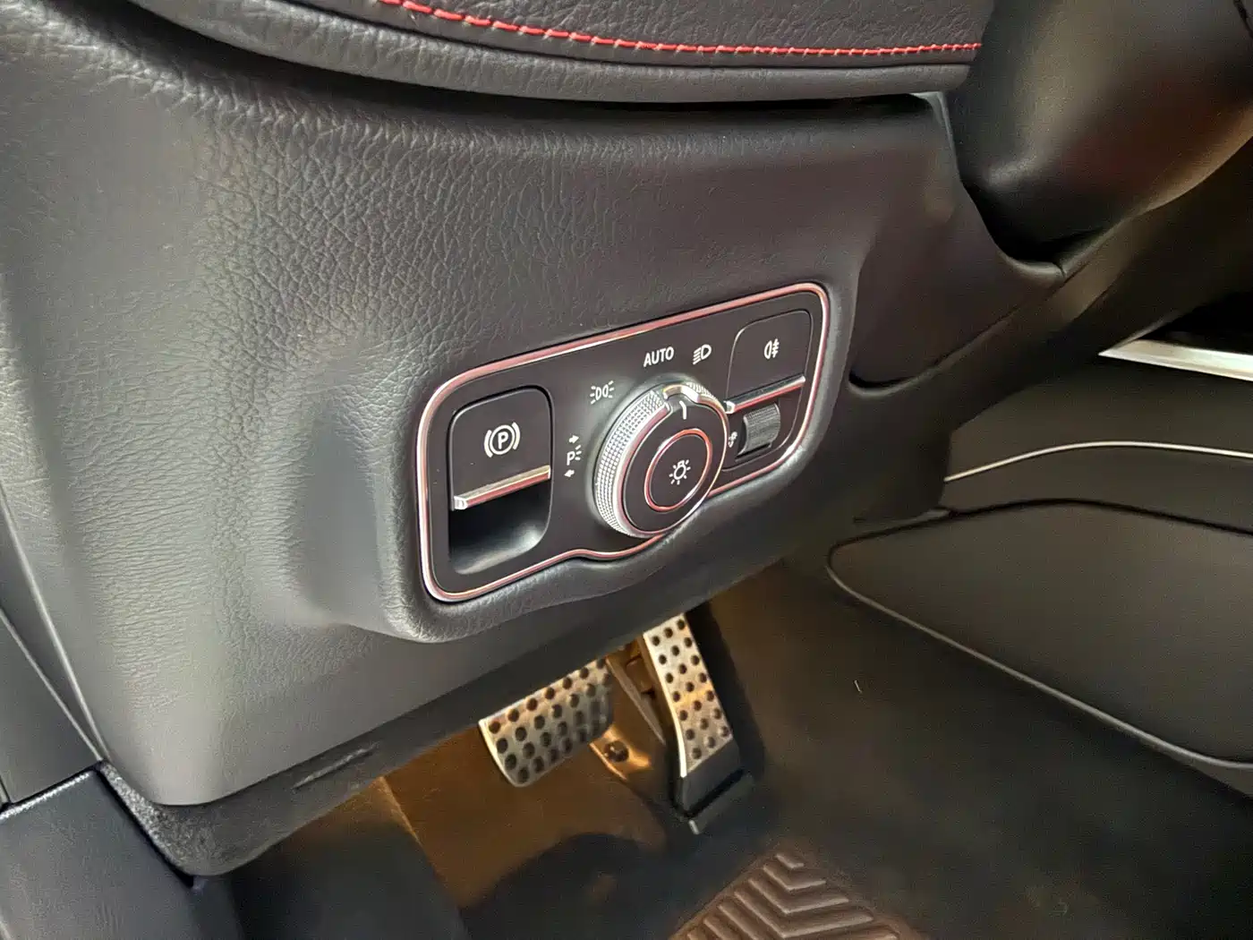 Mercedes-Benz G-Class 2025 G 500 фото 10