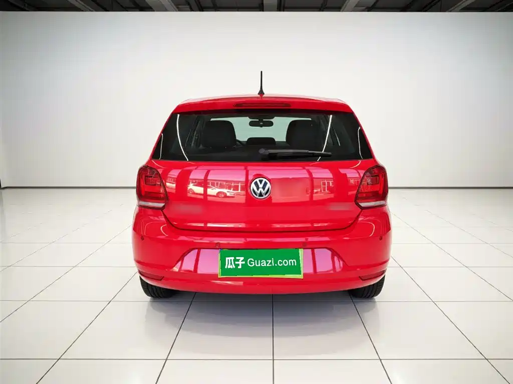 Volkswagen Polo 2016 1.4L Automatic Trend фото 6