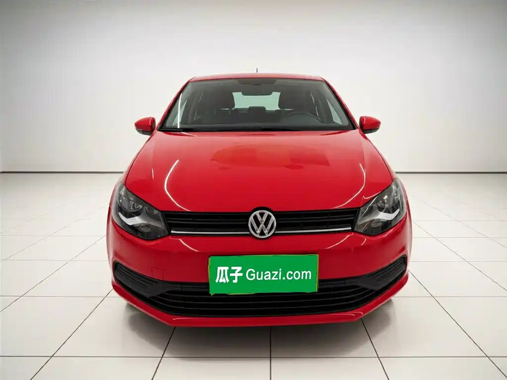 Volkswagen Polo 2016 1.4L Automatic Trend фото 3