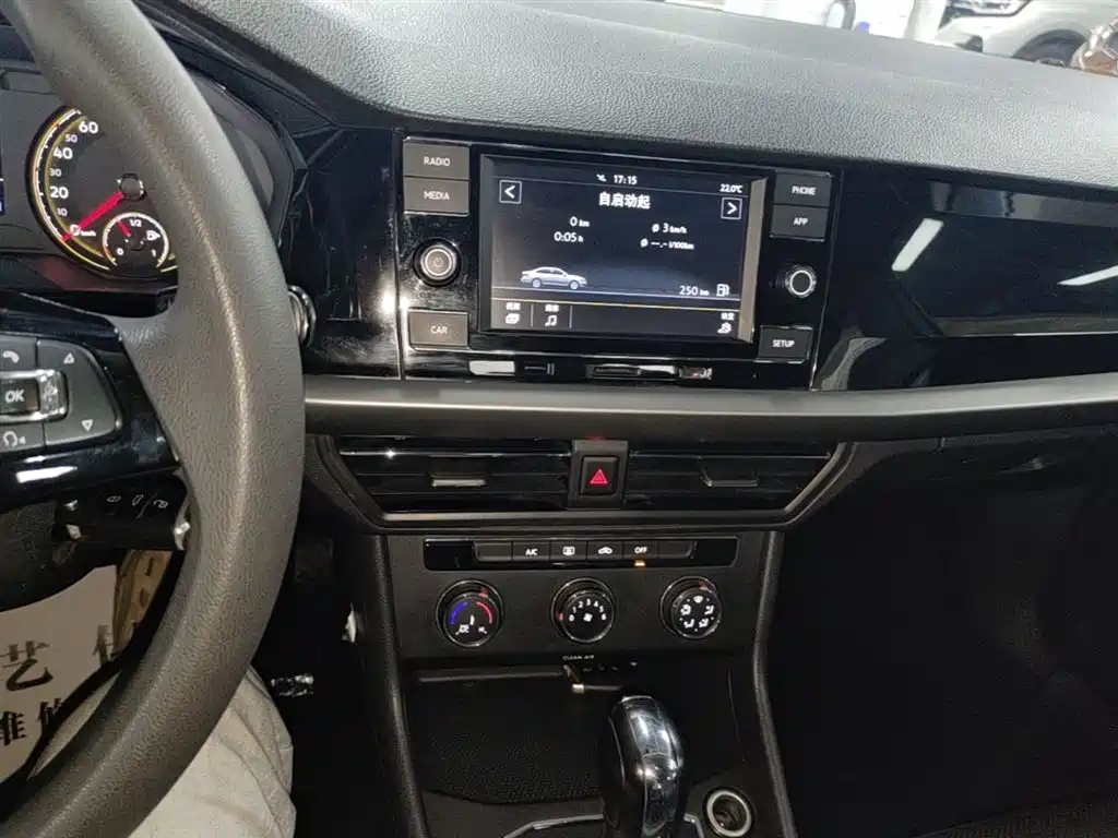 Volkswagen Lavida 2019 1.5L Automatic Comfort Edition China VI фото 13