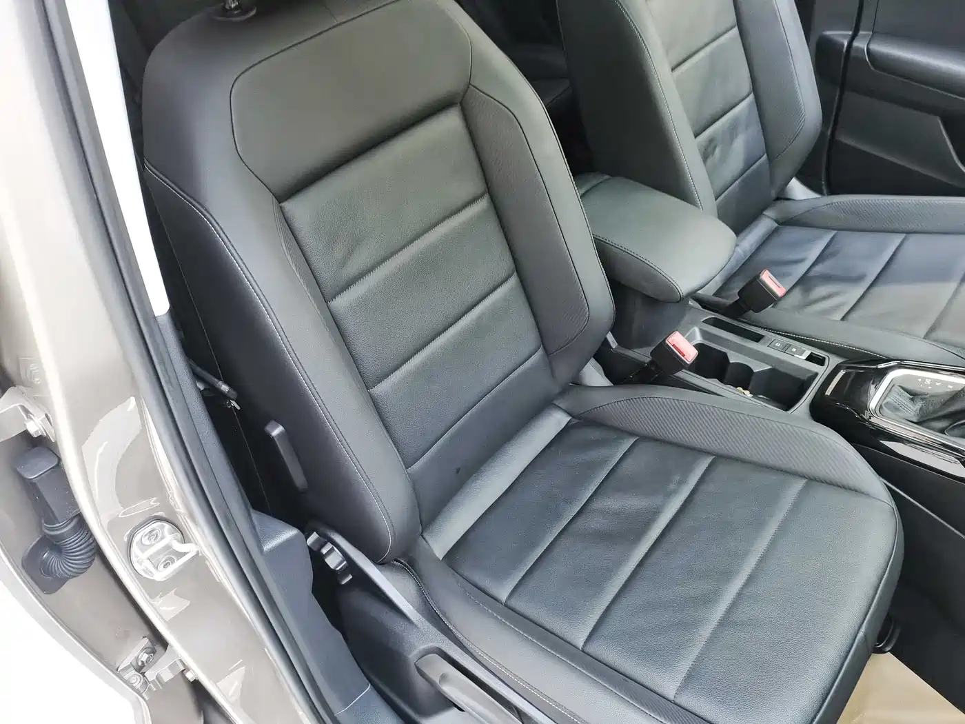 Volkswagen T-ROC 2018 280TSI DSG 2WD Comfort (China V) фото 10
