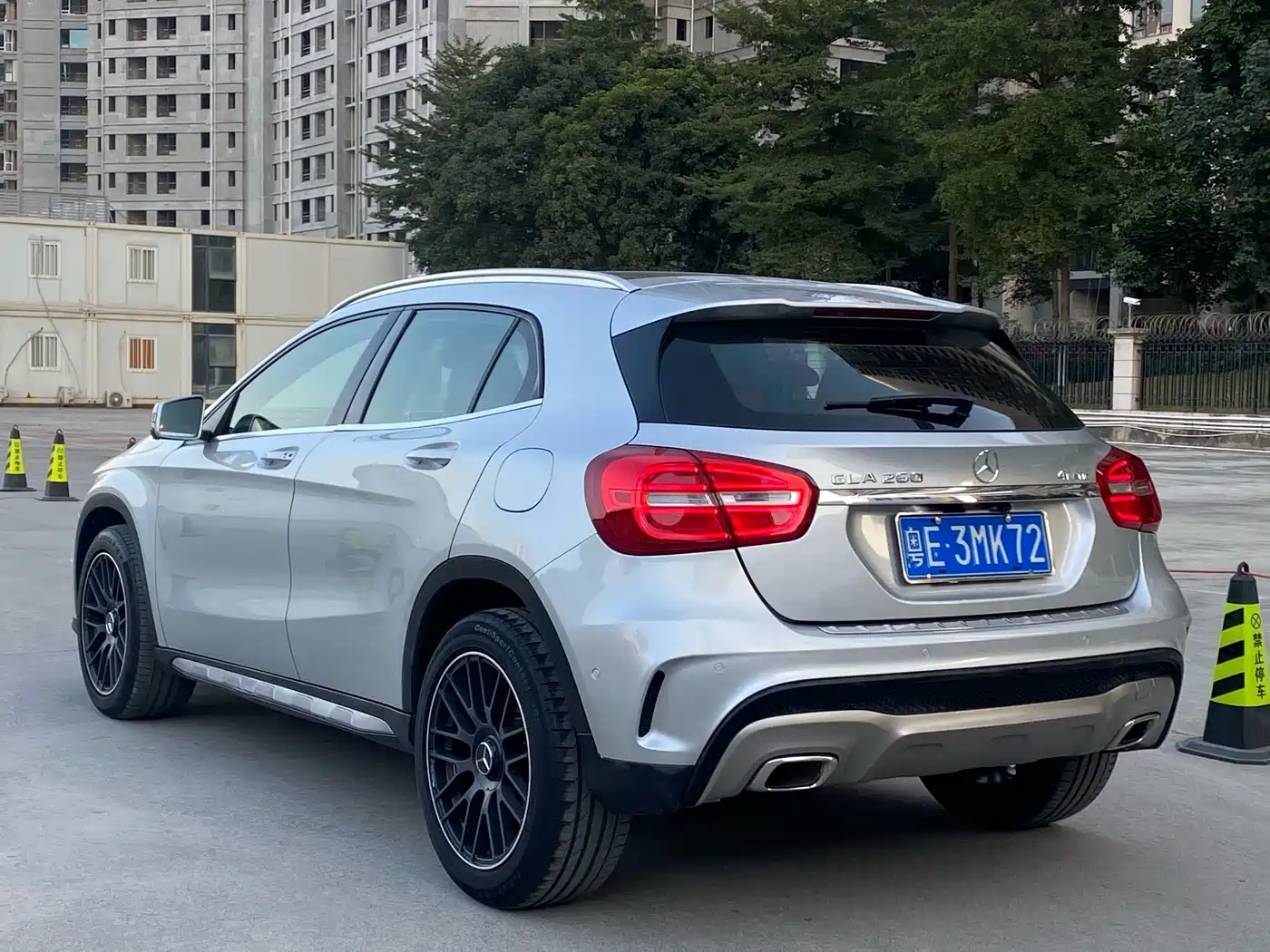 Mercedes-Benz GLA (Import) 2015 GLA 260 4MATIC фото 4