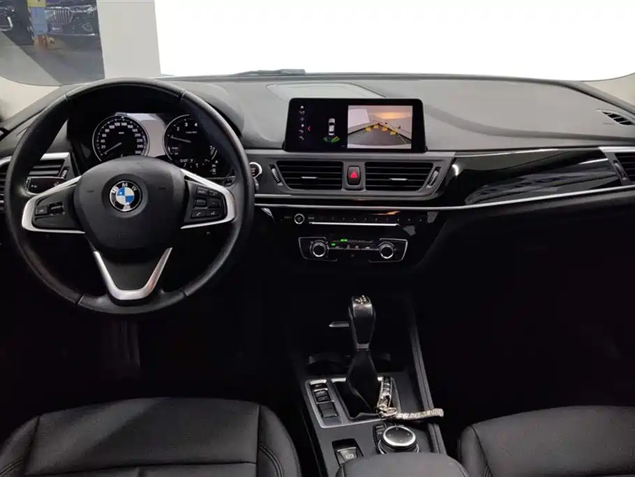 BMW 1 Series 2019 118i Fashion Edition фото 12