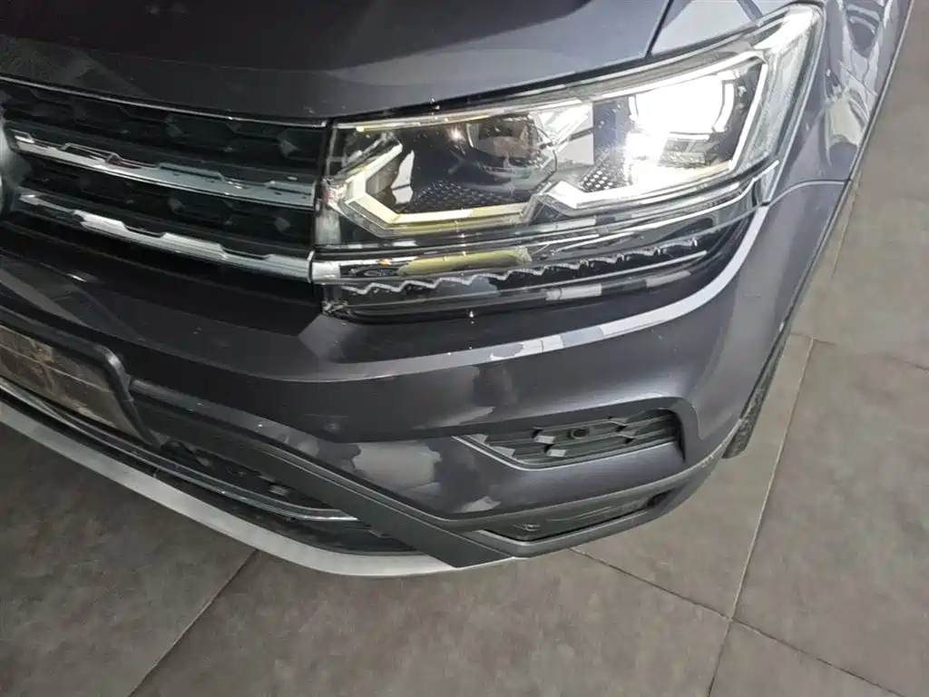 Volkswagen Tharu 2019 Model 330TSI 4WD Flagship Edition China VI фото 24
