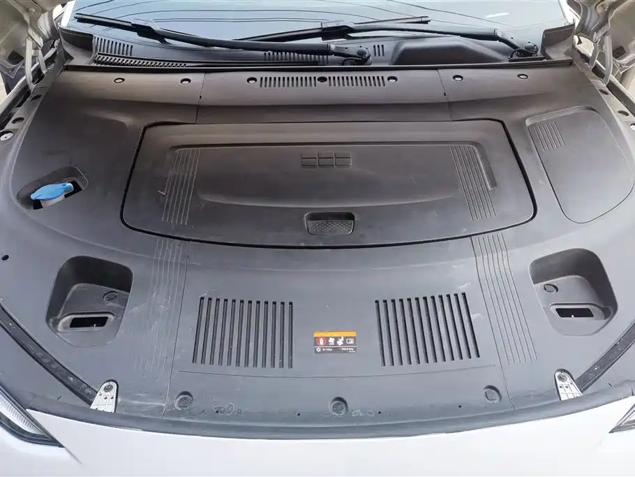 GEELY GALAXY GALAXY E8