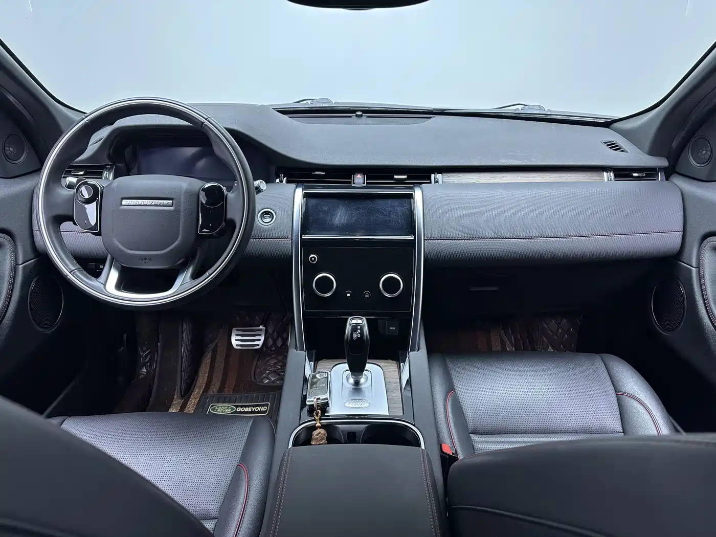 LAND ROVER DISCOVER SPORTS