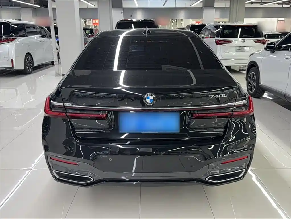 BMW 7 Series 2019 Facelift 740Li Leading M Sport Package фото 23