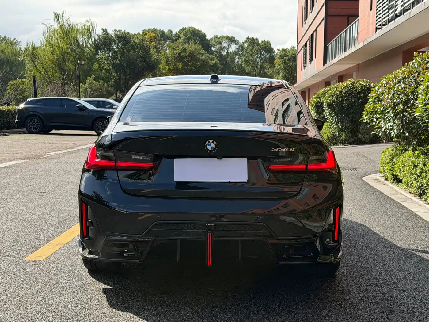 BMW 3 Series 2023 325i M Sport Package фото 17