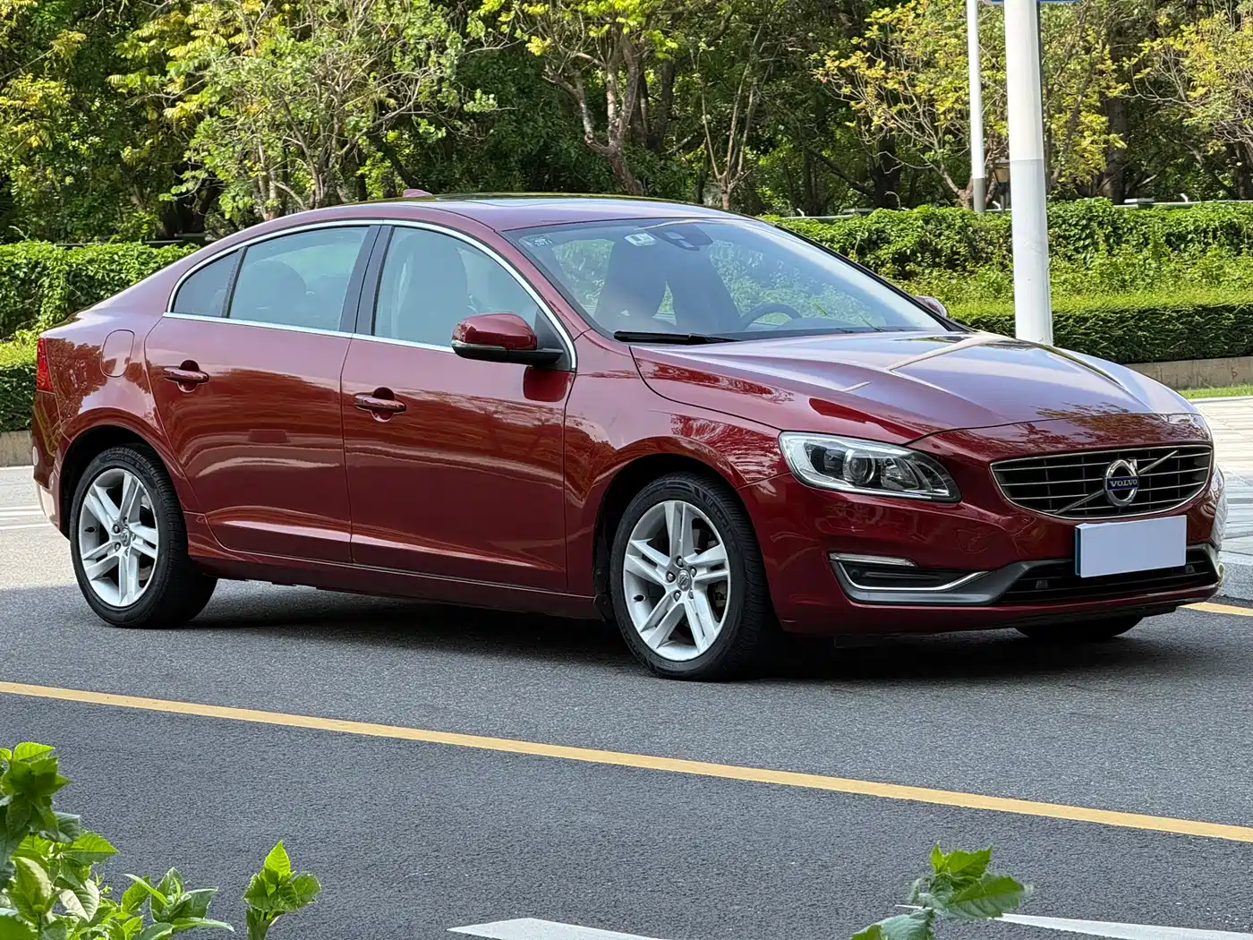 Фото 3 - Volvo S60