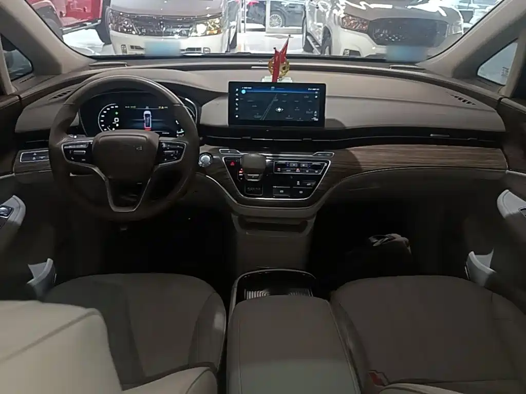 Roewe iMAX8 2023 2023 400TGI Premium Edition