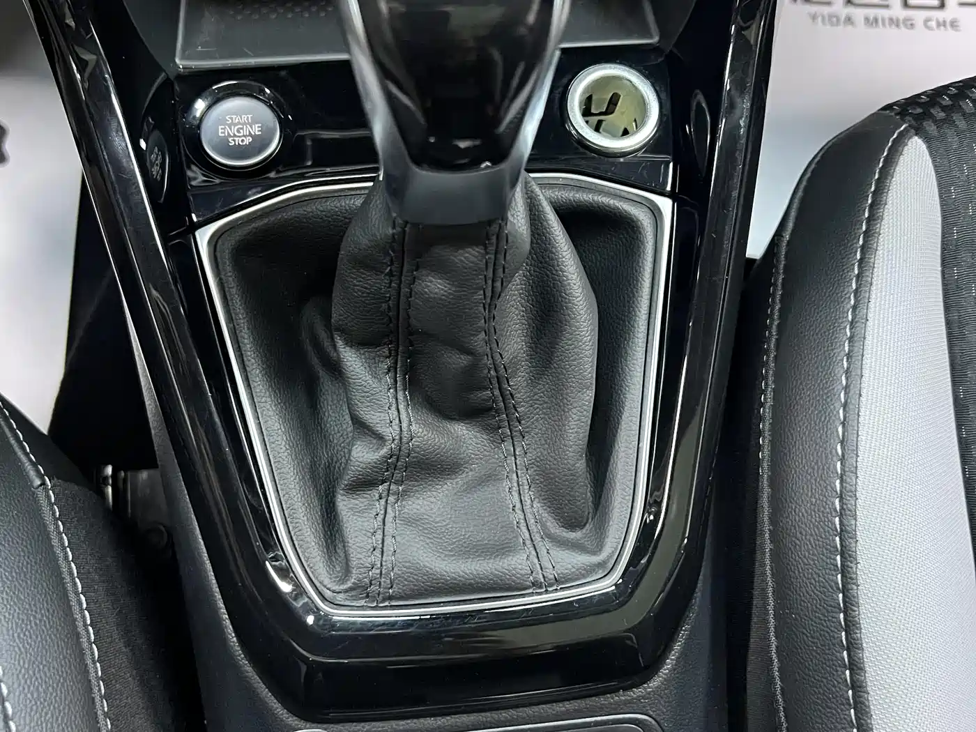Volkswagen Tanying 2021 1.5L Automatic Smart Connect Edition фото 21
