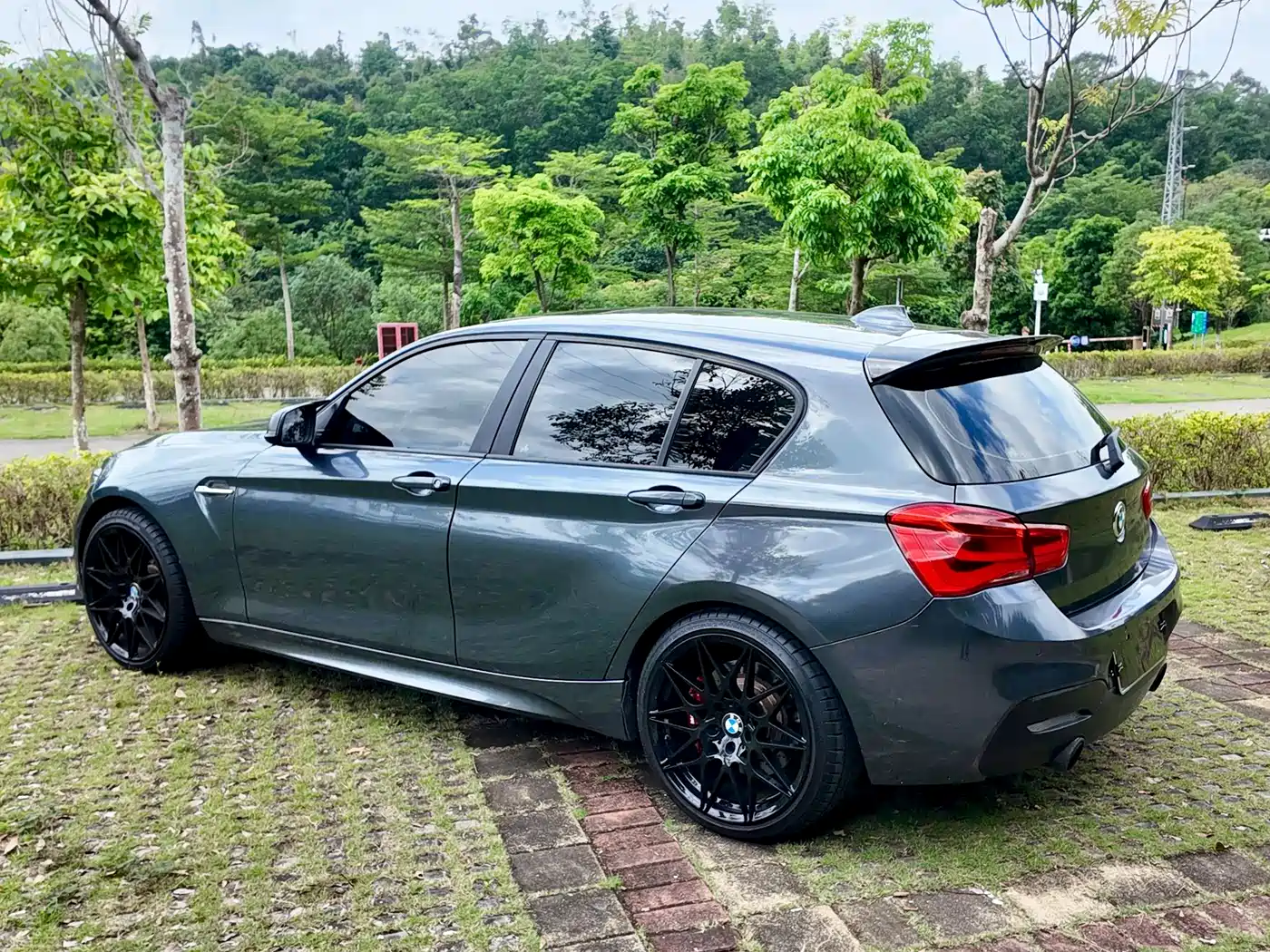 BMW 1 Series (Import) 2012 118i Sport фото 11