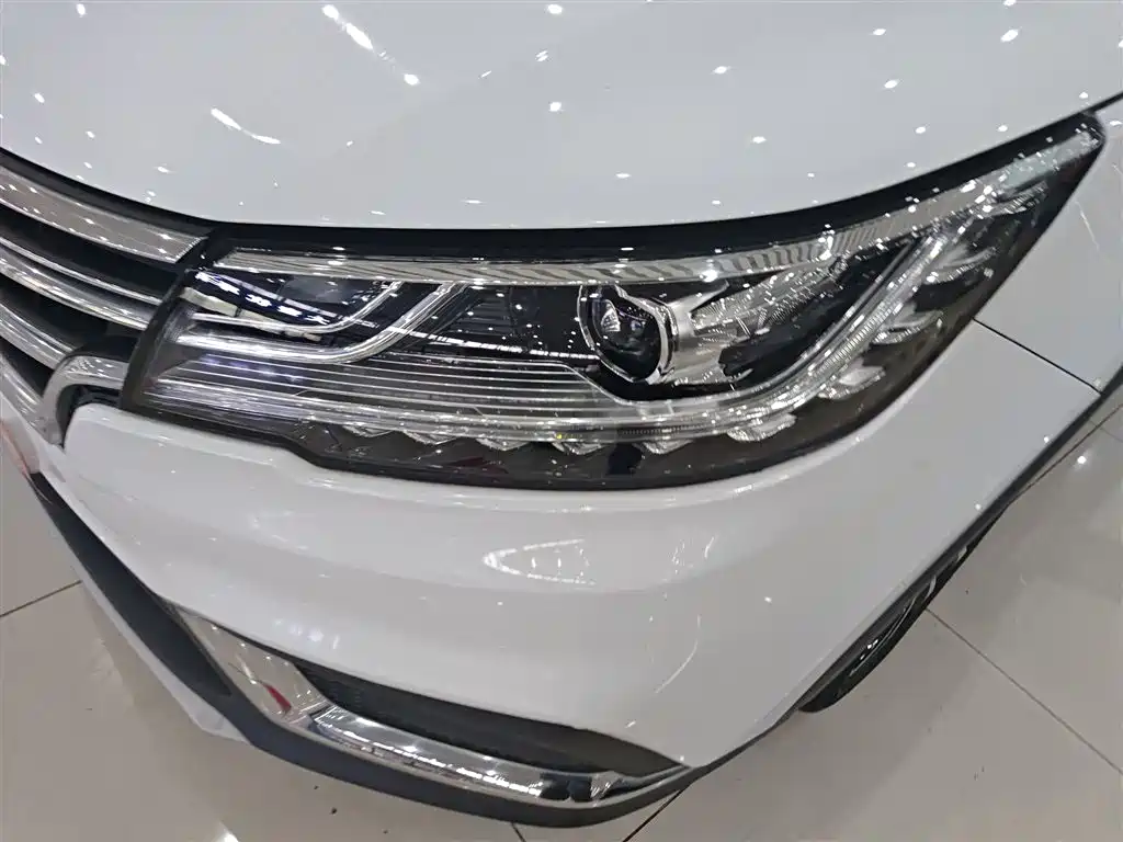 Roewe RX3 2019 2020 1.6L CVT 4G Ultra Comfort Flagship