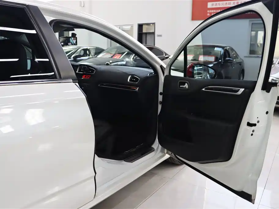 Citroën C4L 2013 2013 1.6THP Automatic Dynamic