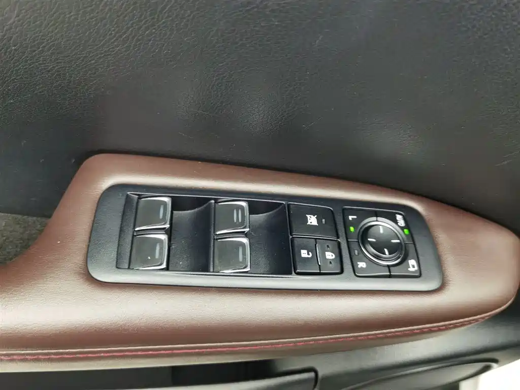 Lexus RX 2016 300 2WD Comfort Edition China VI фото 9